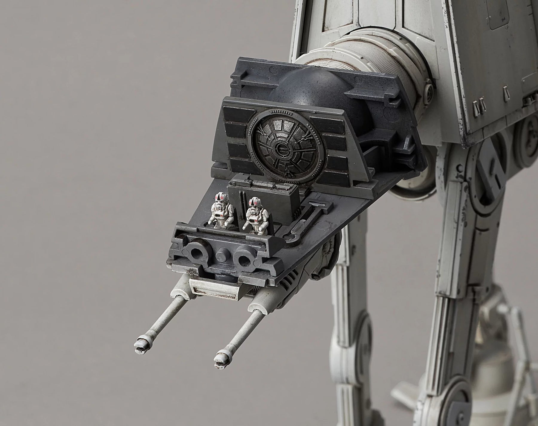 BANDAI AT-AT