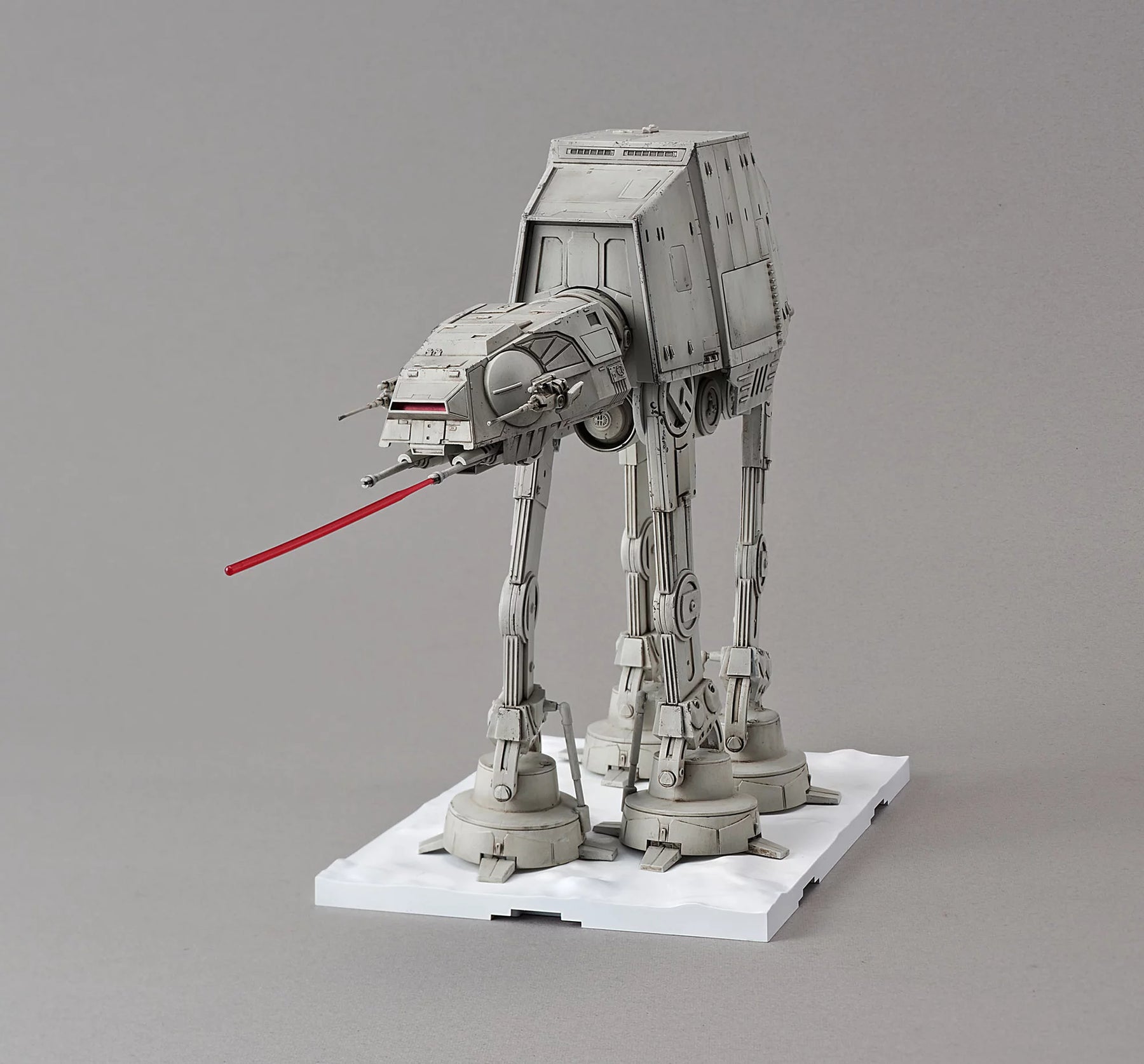 BANDAI AT-AT