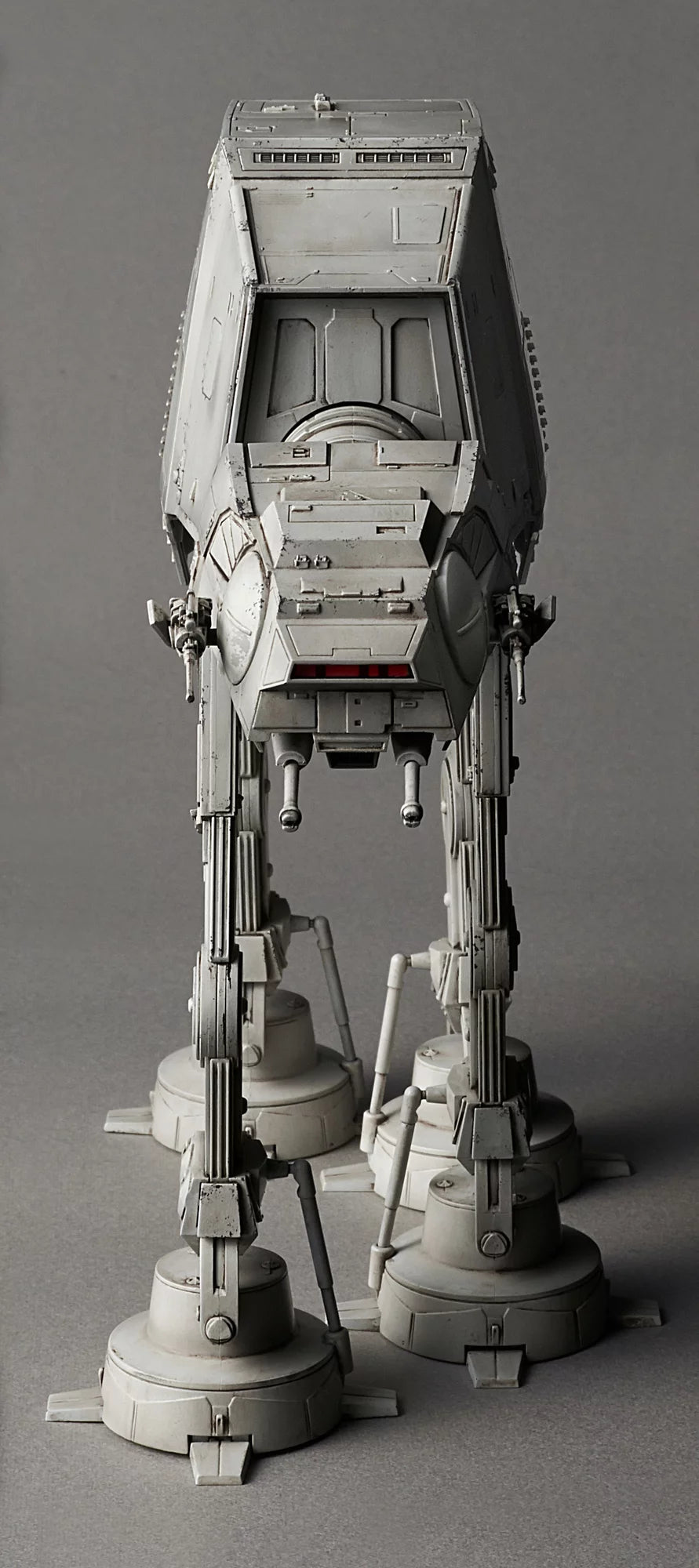 BANDAI AT-AT