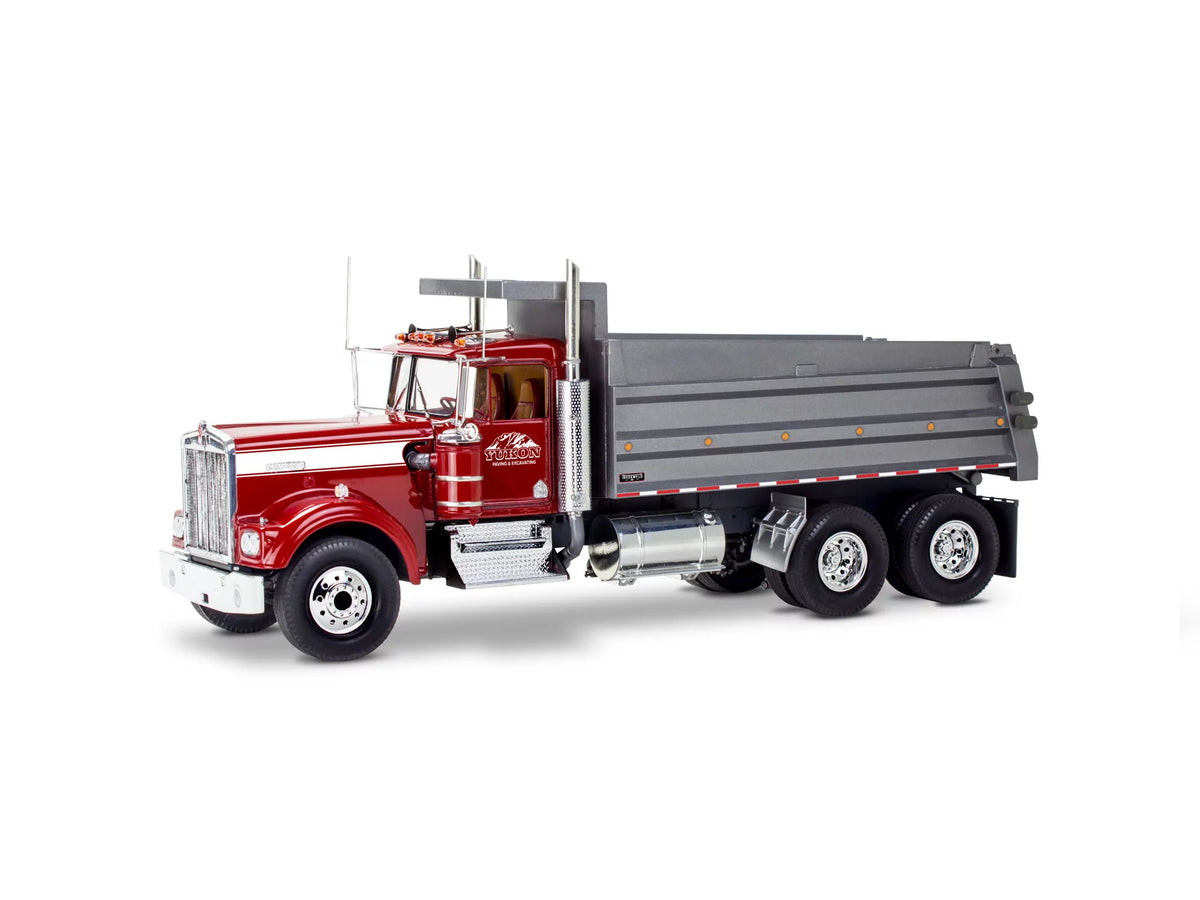 Kenworth W-900 dumptruck