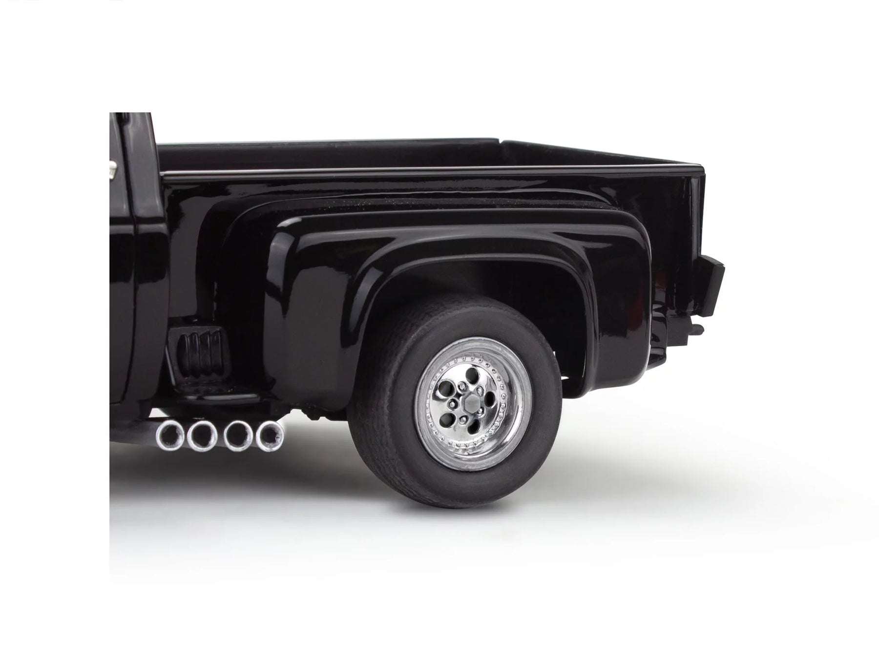 ‘77 Chevy® Street Pickup