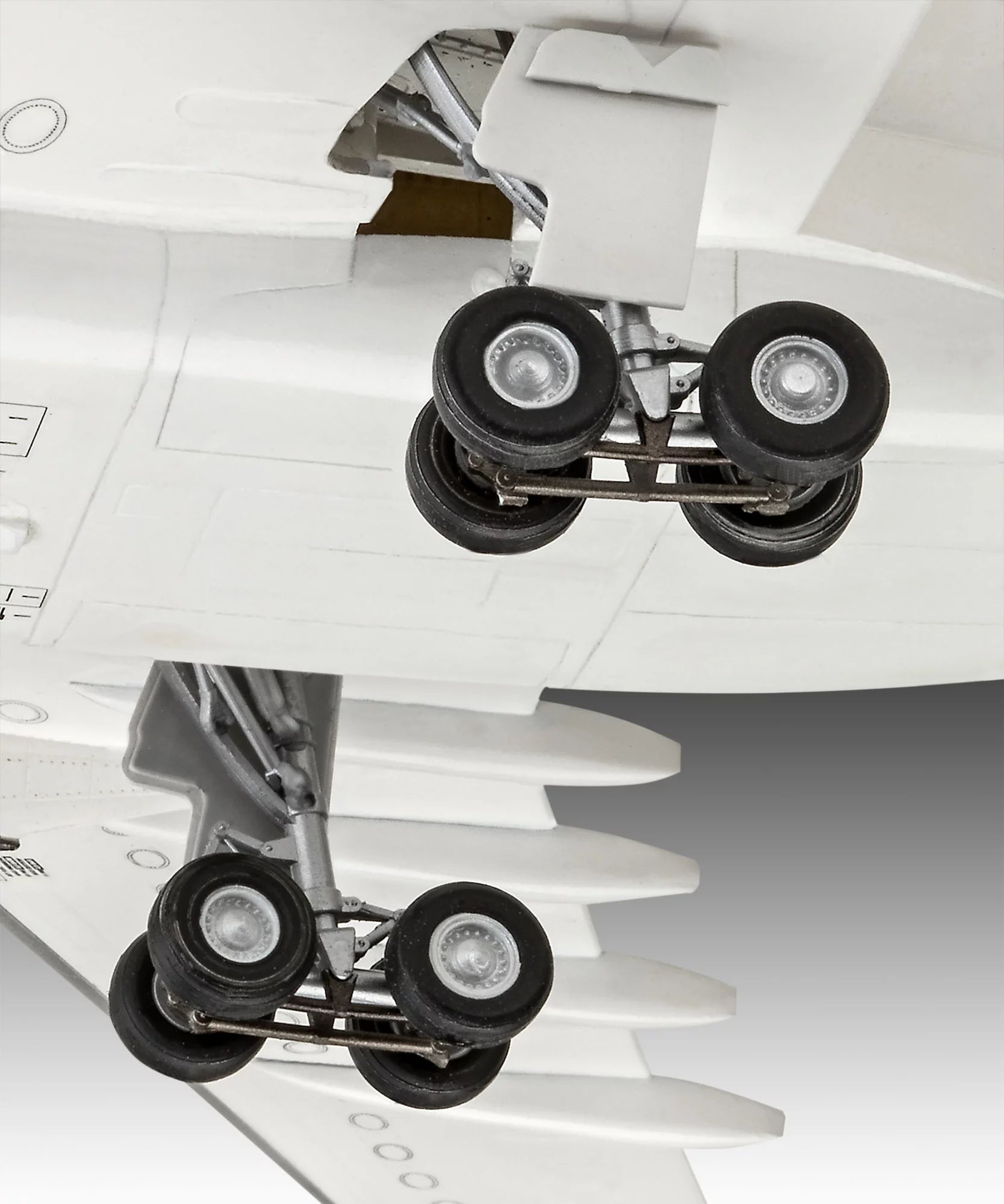 Airbus A330-300 - Lufthansa "New Livery"