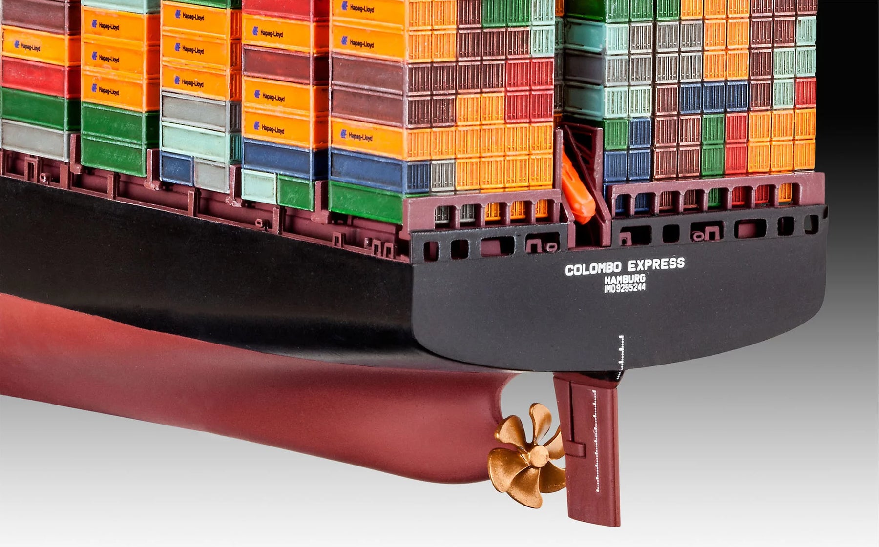 Container Ship "Colombo Express"