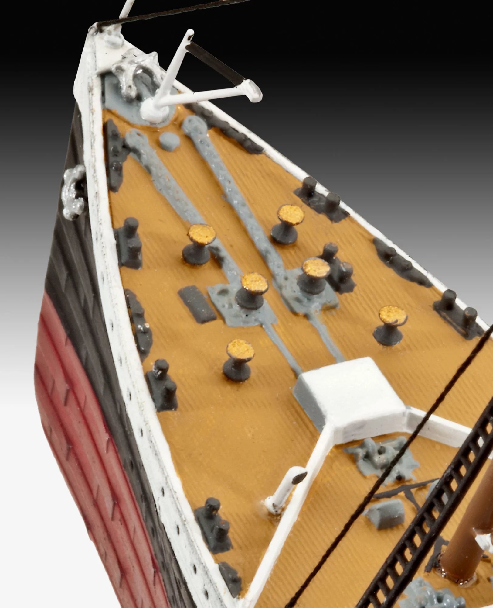 R.M.S. TITANIC