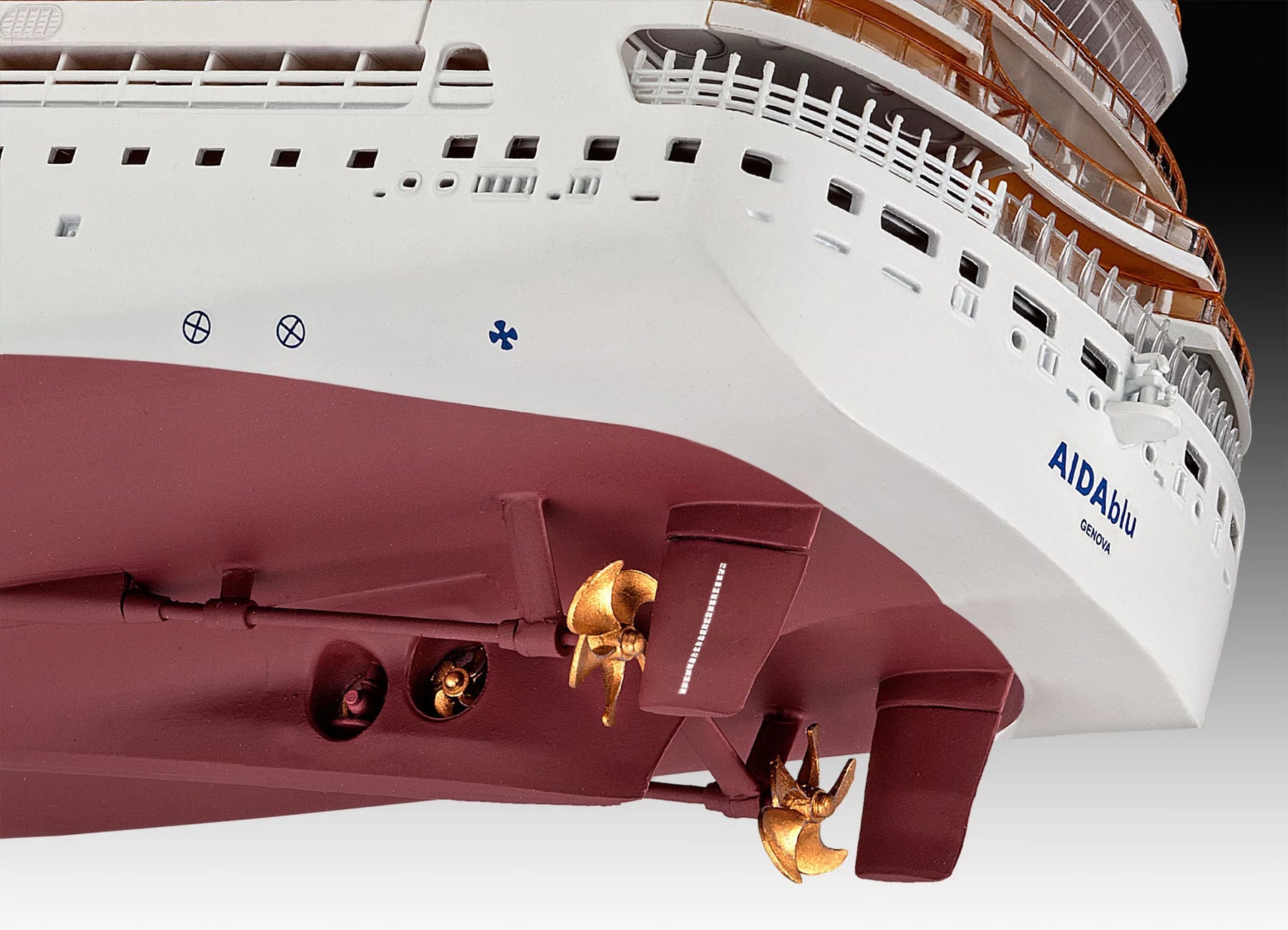 Cruise Ship AIDA (AIDAblu, sol, mar or stella)