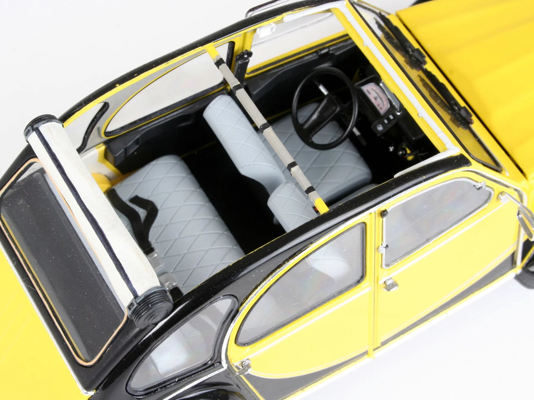 Citroen 2CV "Charleston"