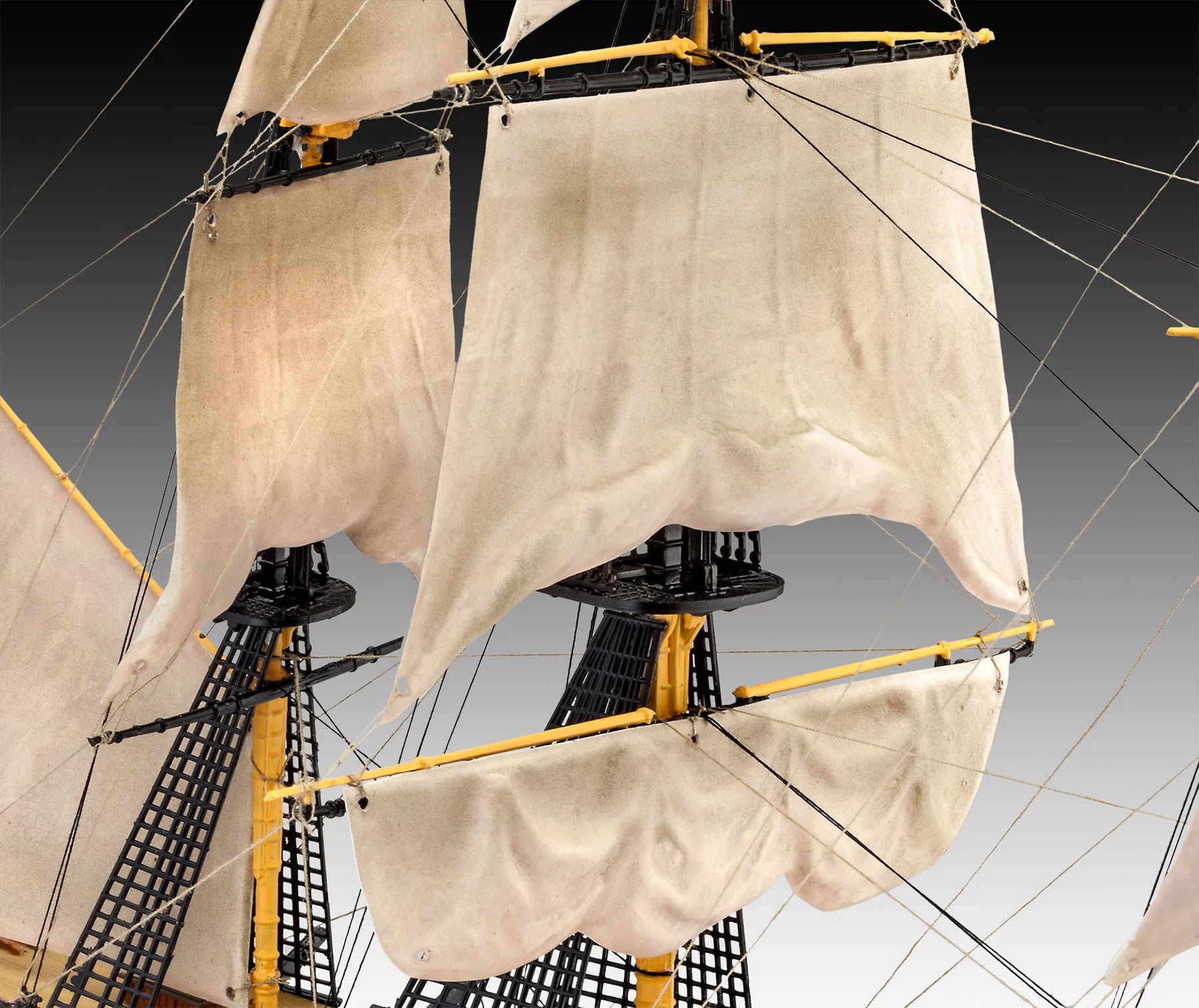 Model Set HMS Victory