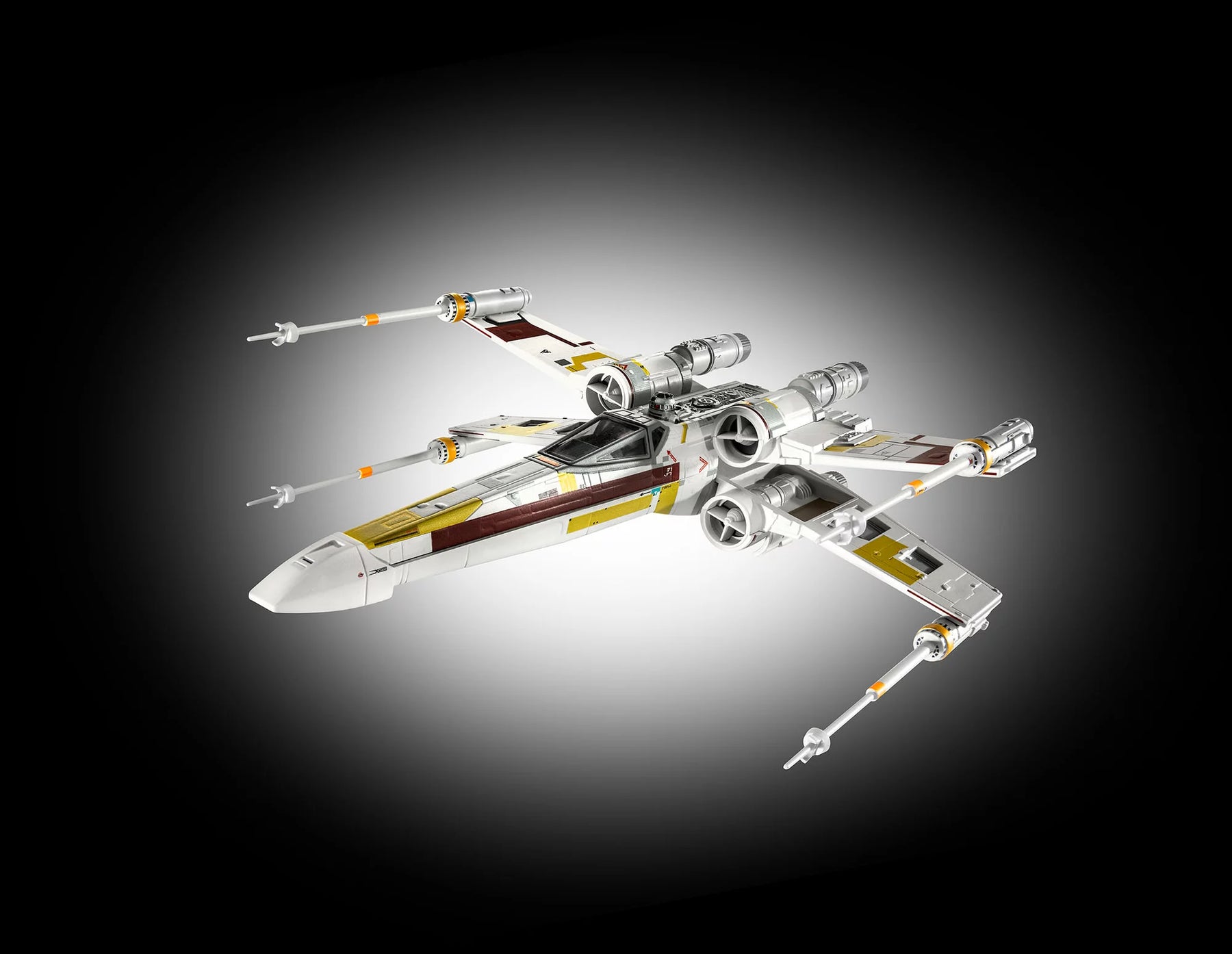 Carson Teva's X-Wing Fighter: The Mandalorian