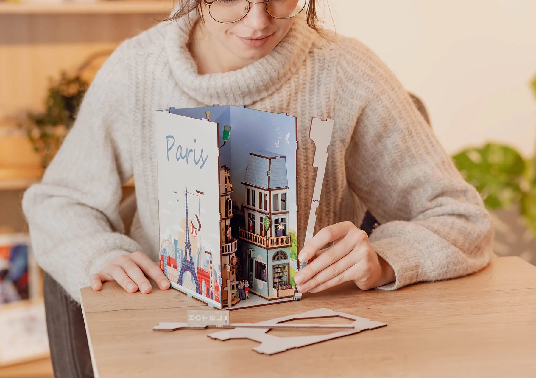 Tiny Adventures "Paris"