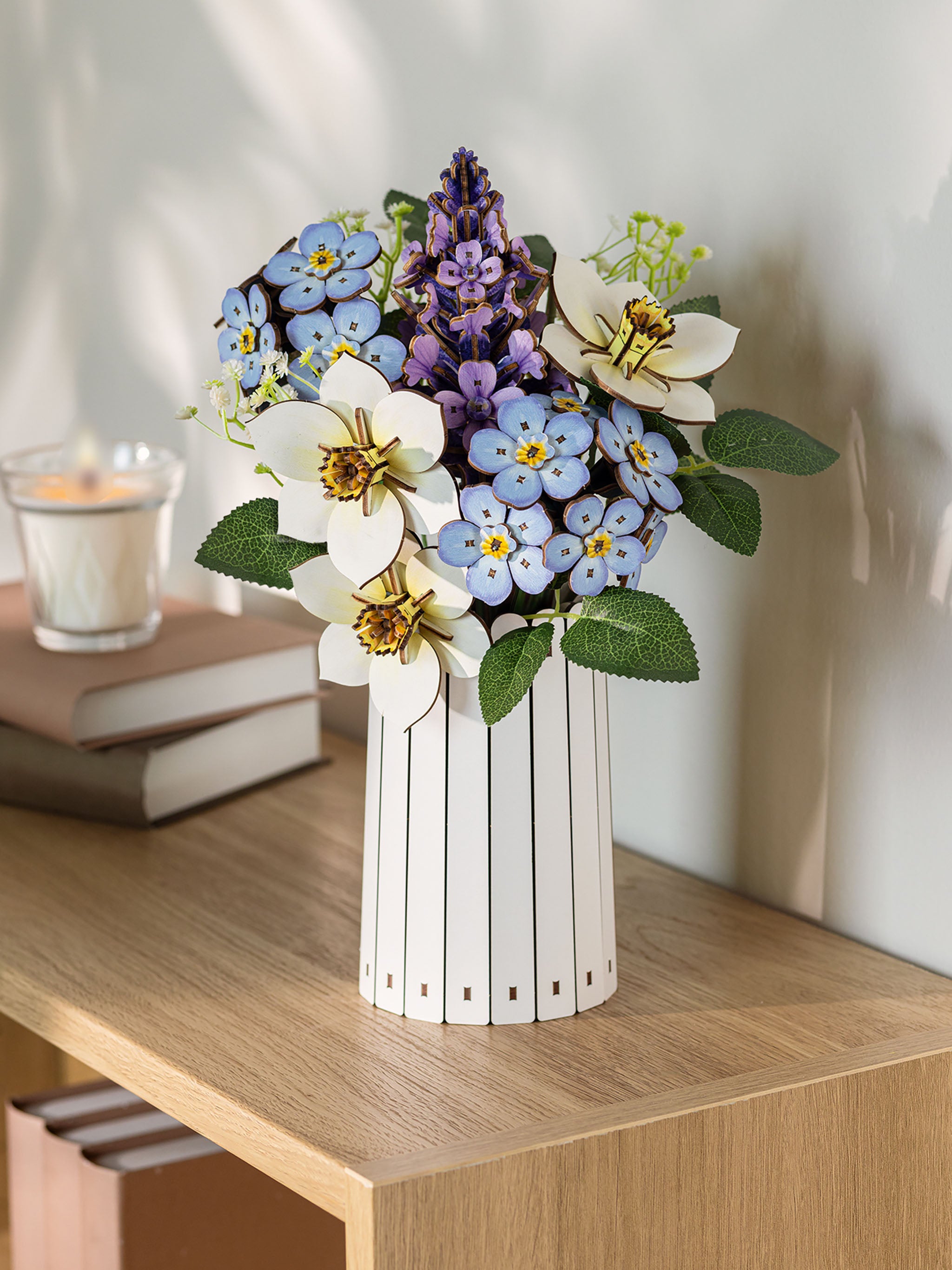 Blossom Festival: Eternal wooden flowers with a scent experience