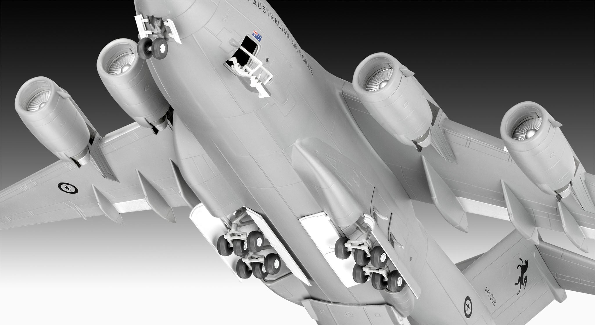Boeing C-17A Globemaster III: The transport titan in 1:144