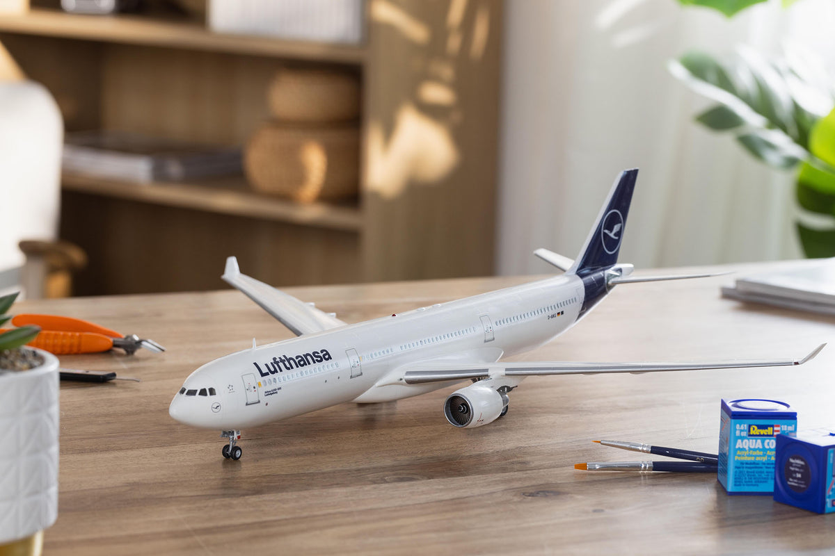 Airbus A330-300 - Lufthansa "New Livery"