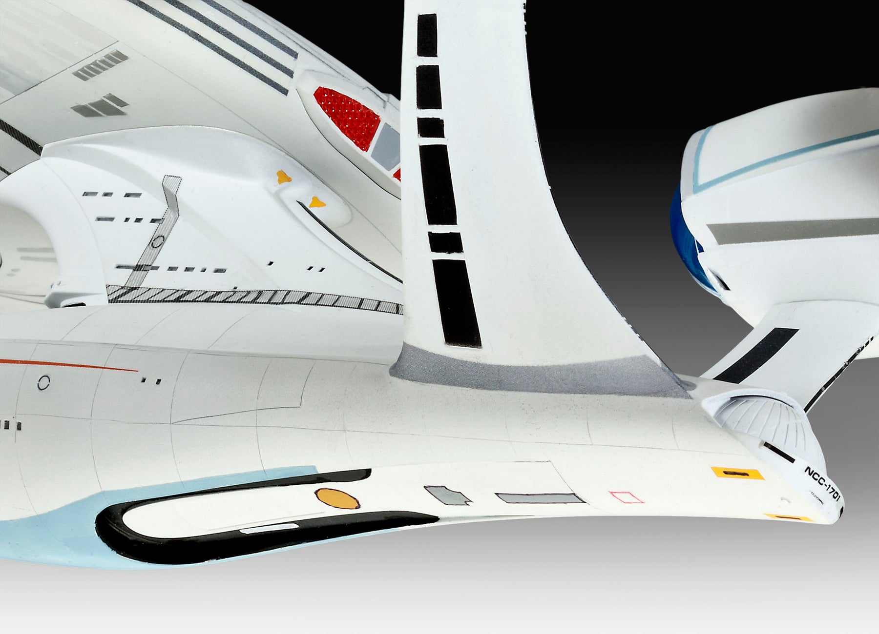 USS Przedsiębiorstwo NCC-1701 „W CIEMNOŚĆ”