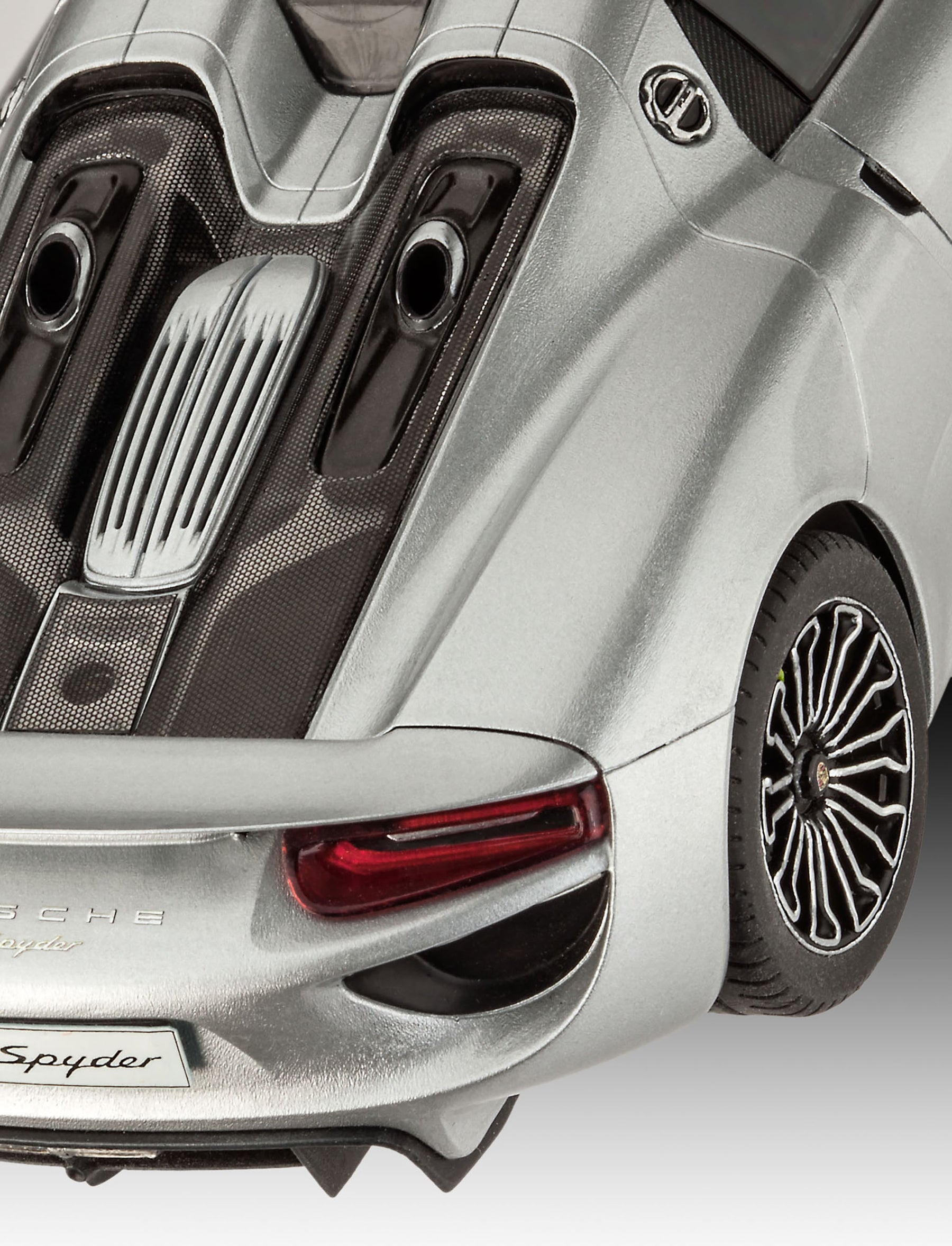 Stavebnice modelu Revell Porsche 918 Spyder v měřítku 1:24