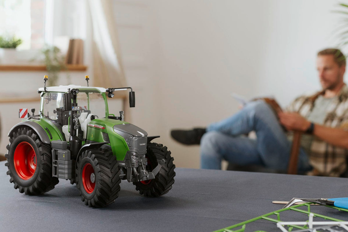 Fendt 728 Vario Tractor Click-System