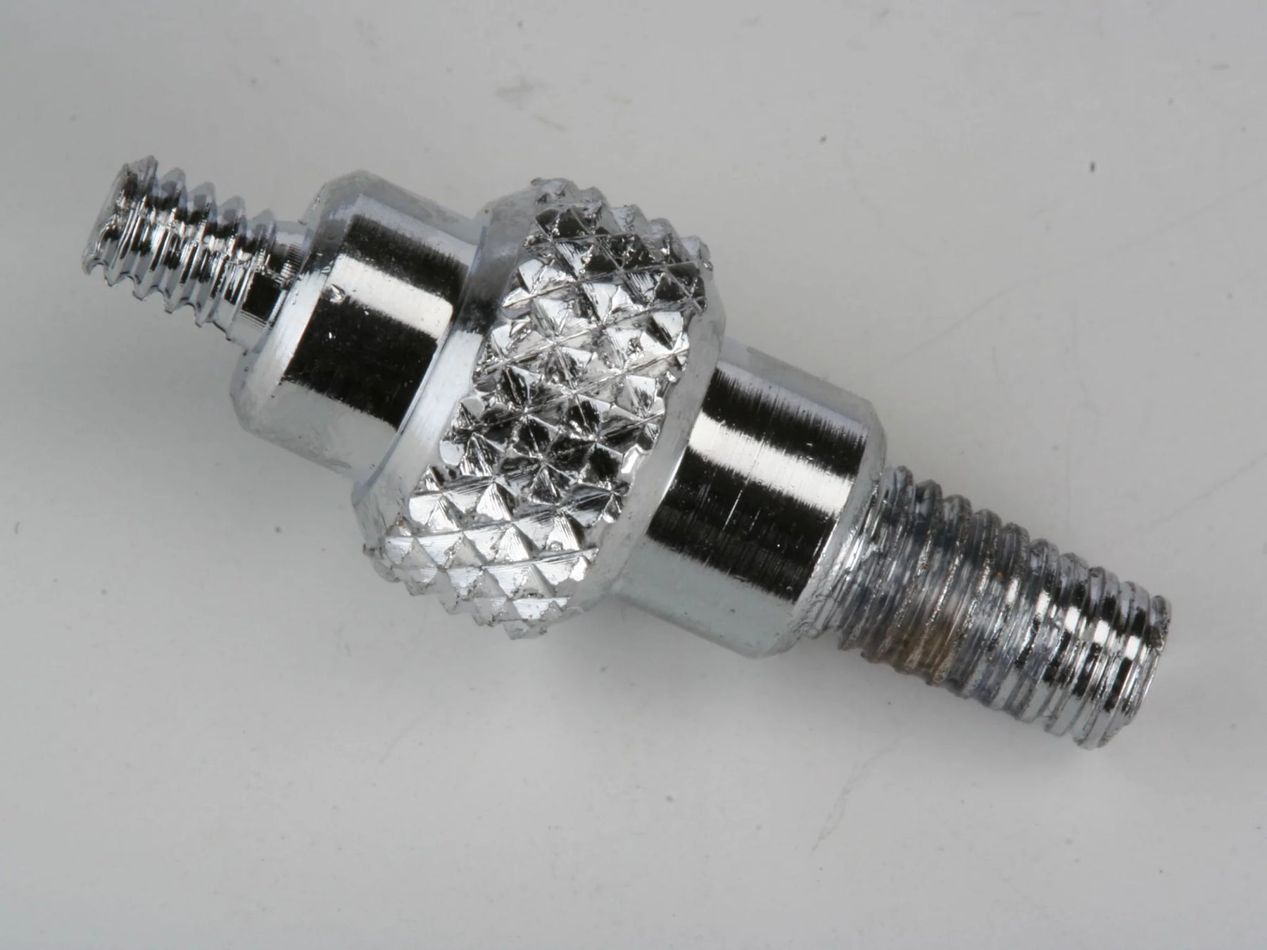 Nadelverstellschraube