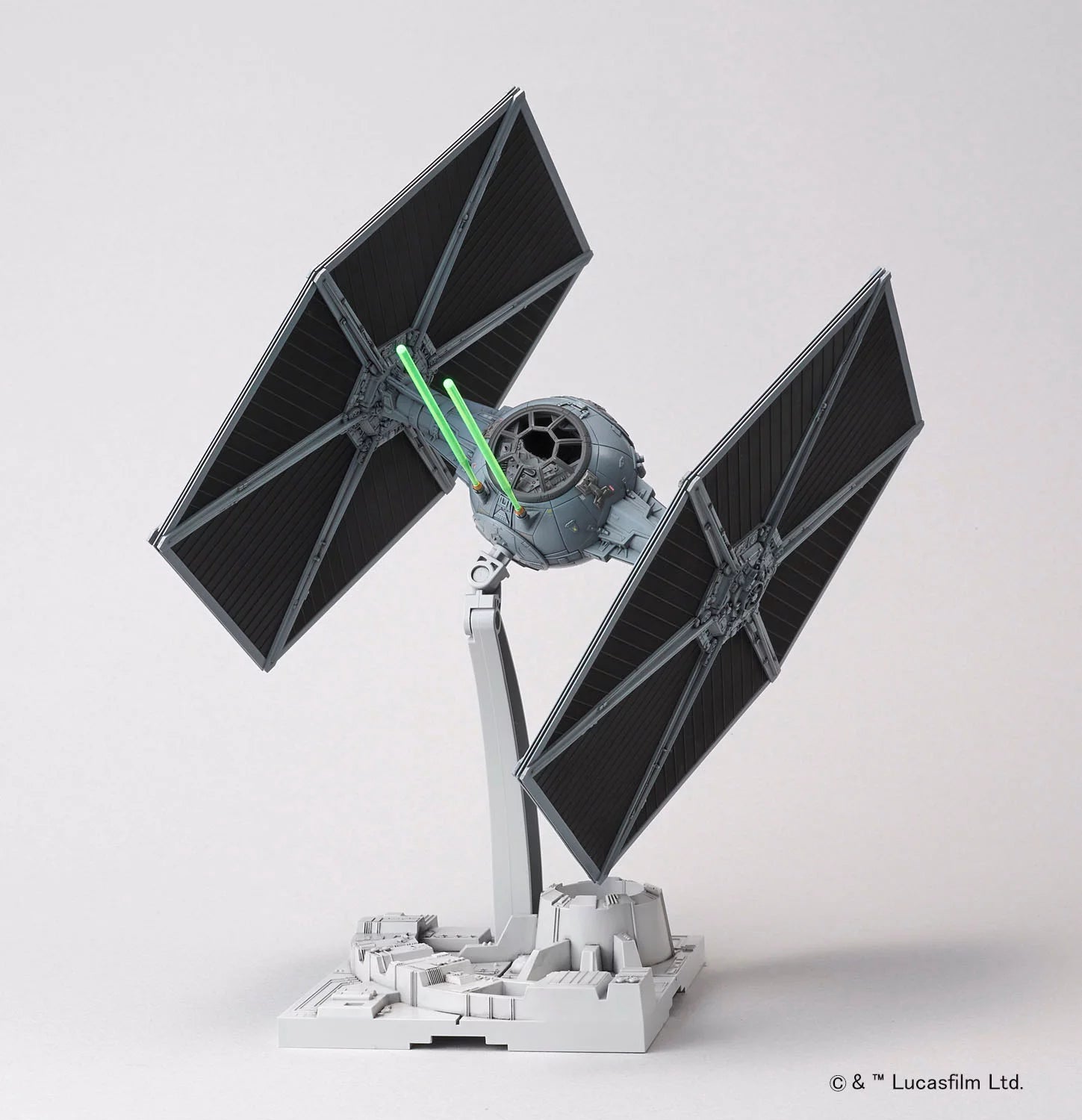 Cazas TIE BANDAI