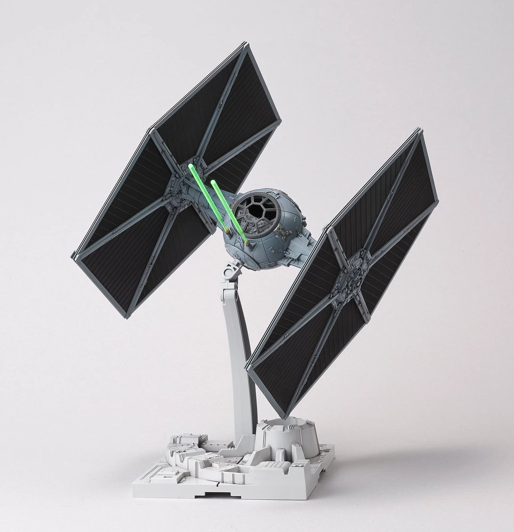 Cazas TIE BANDAI