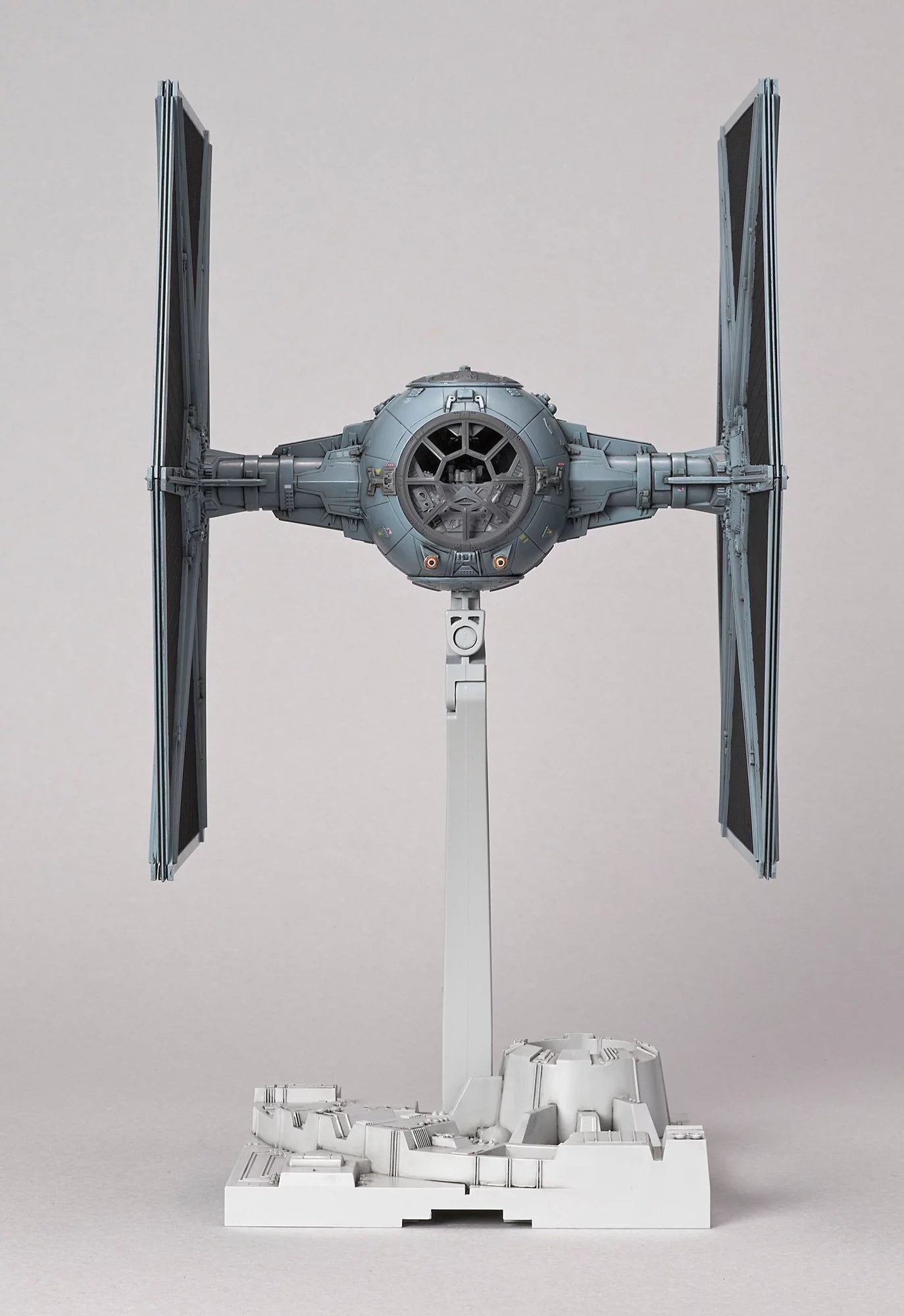Cazas TIE BANDAI