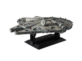 BANDAI Millennium Falcon Grado perfetto