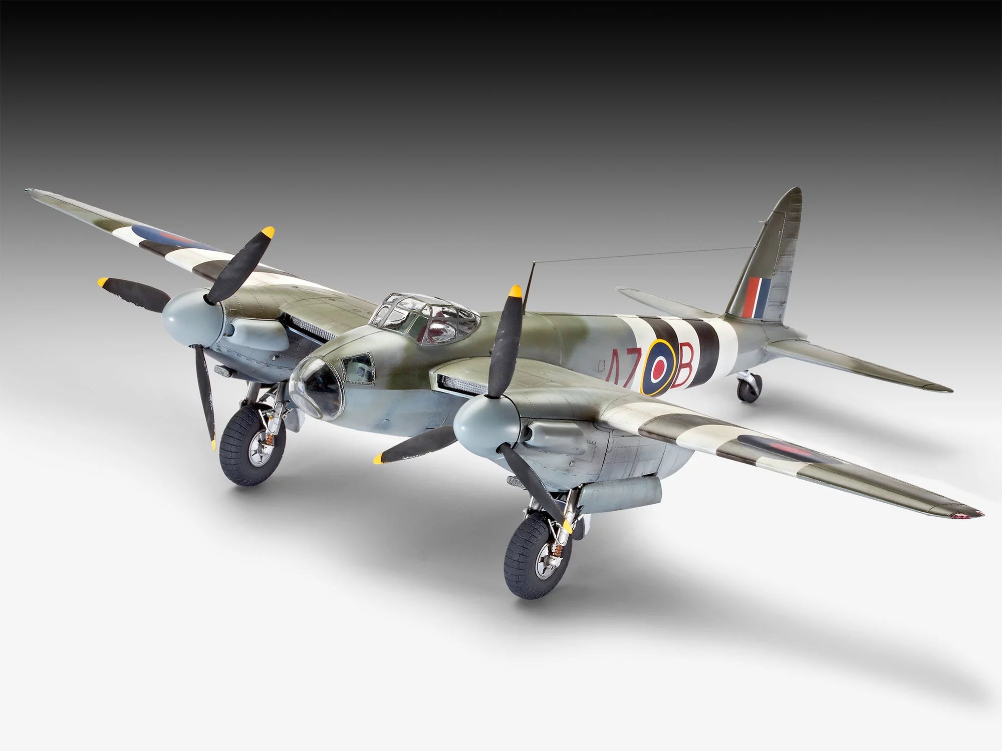 ☆ Revell レベル 1/32 DeHavilland Mosquito MK IV デ・ハビランド