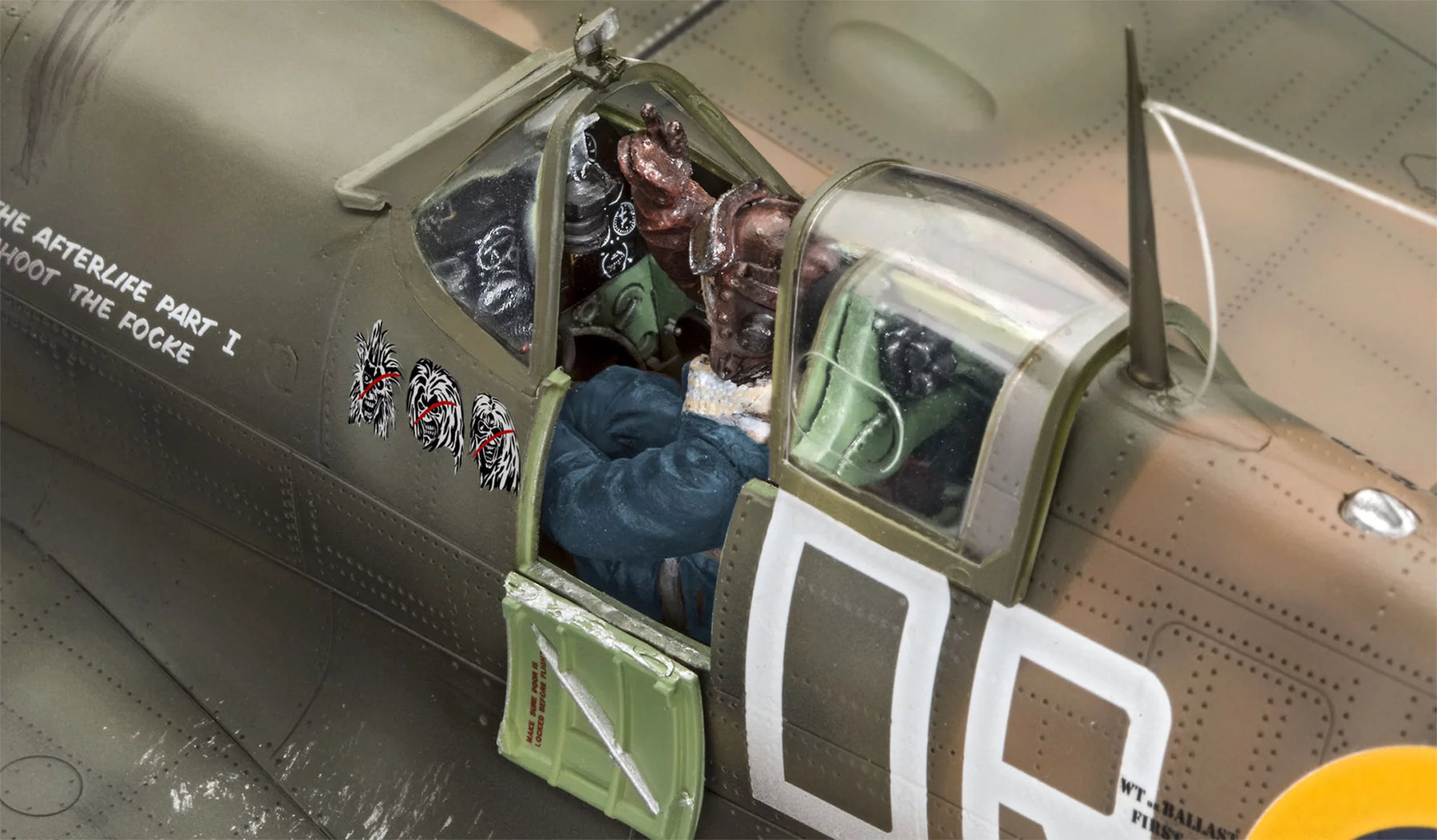 Ajándék szett Spitfire Mk.II "Aces High" Iron Maiden