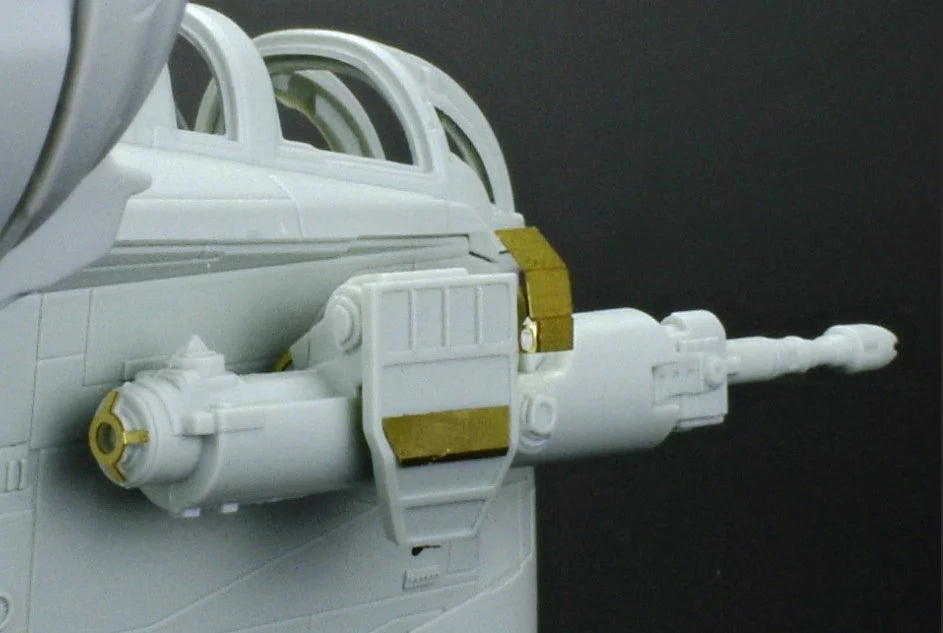 The Mandalorian: Razor Crest "Platinum Edition"