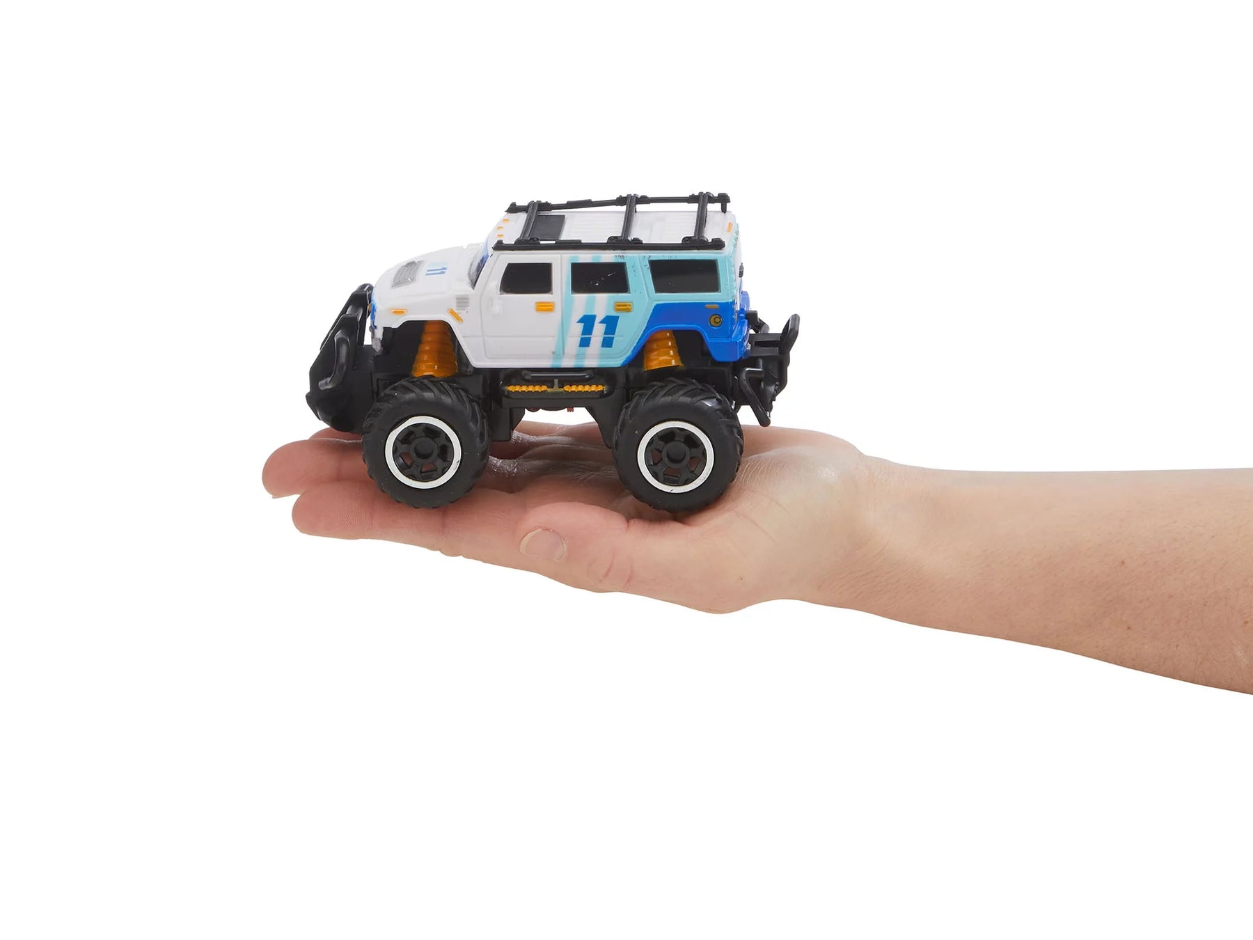 RC Car "Line Backer"