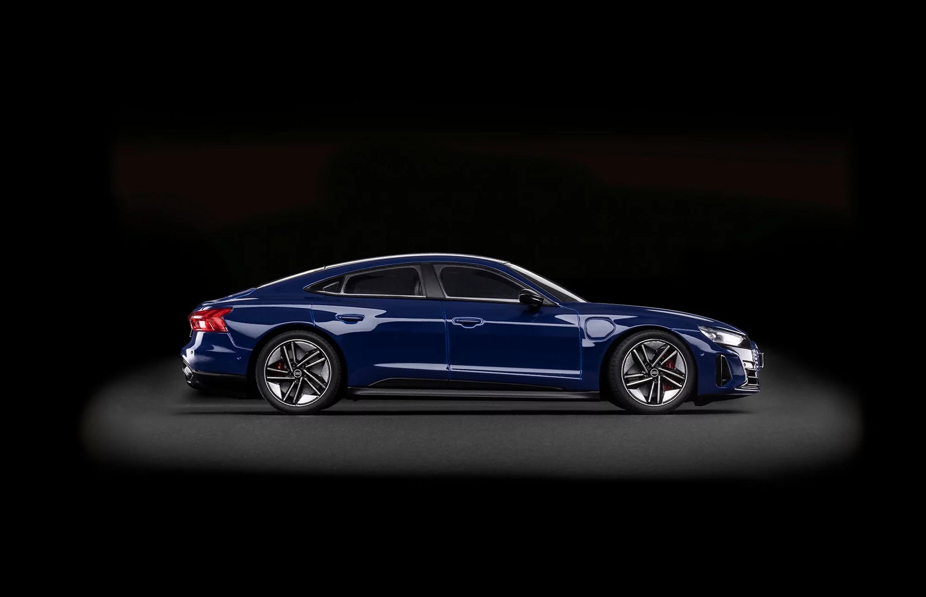 Advent calendar “Audi RS e-tron GT”