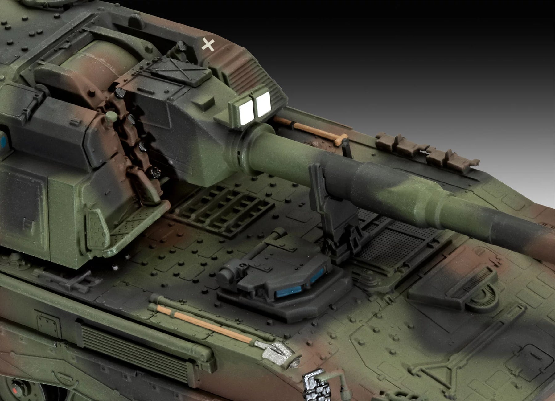 Modelset zelfrijdende houwitser 2000