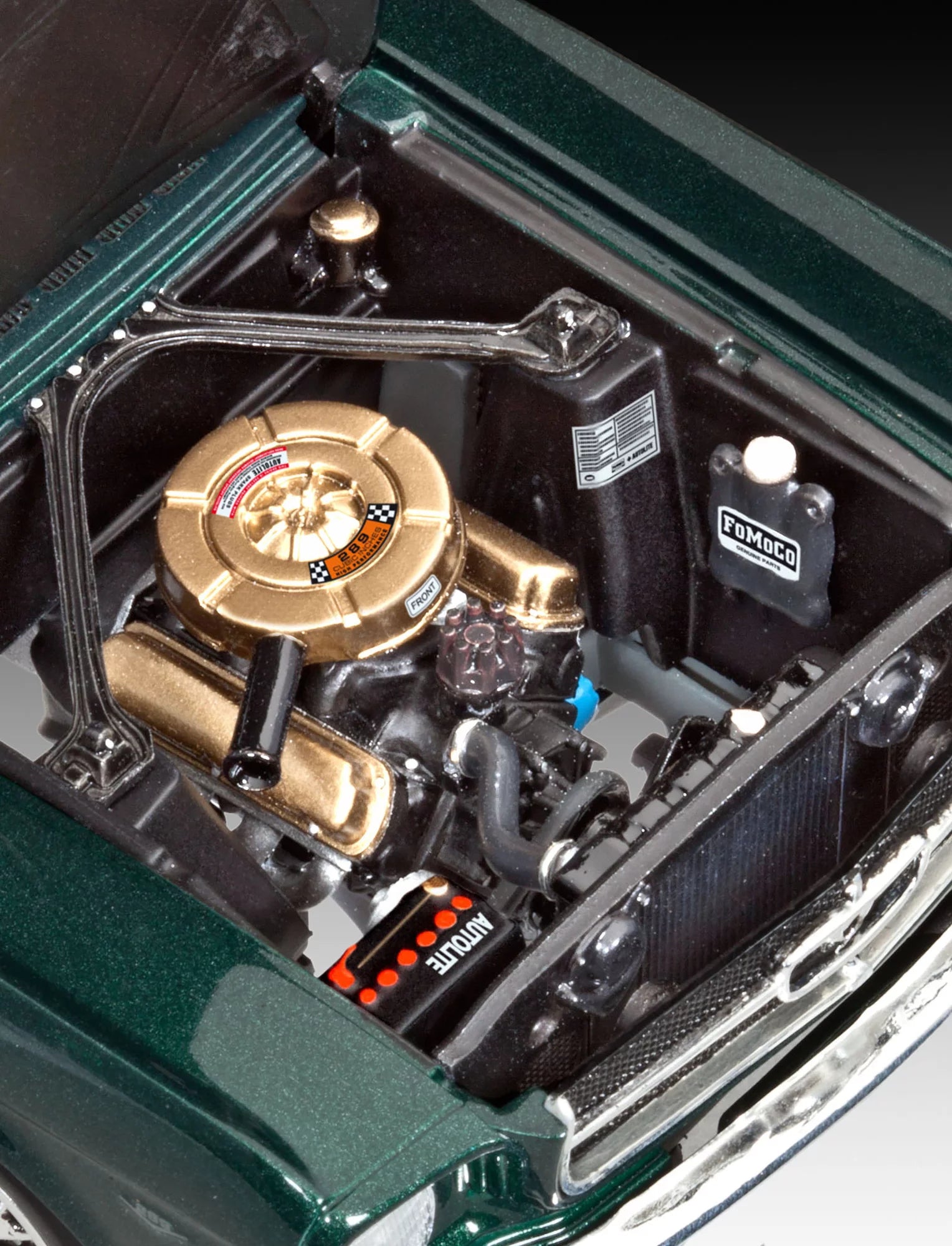 Modelset Ford Mustang 2+2 Fastback uit 1965