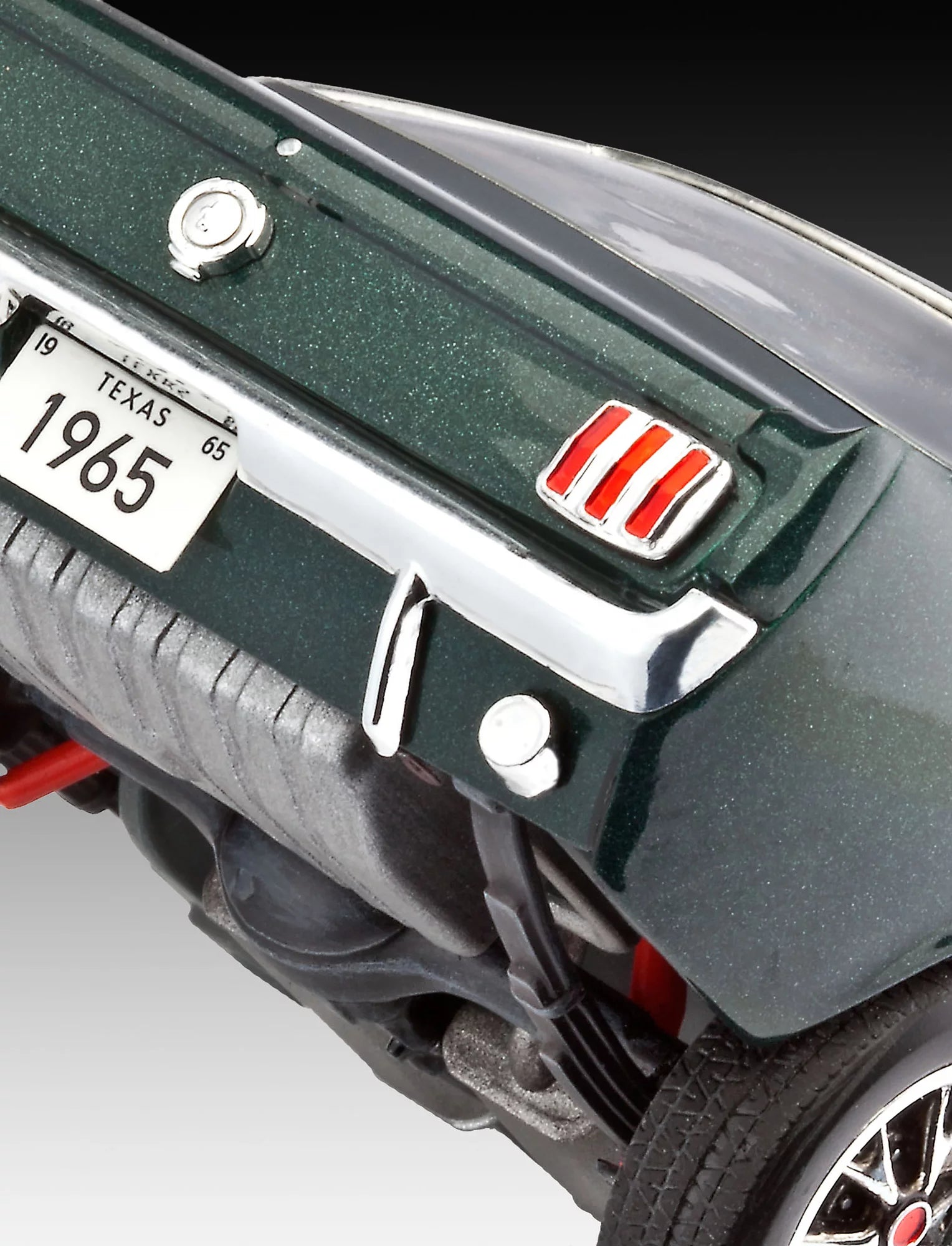 Modelset Ford Mustang 2+2 Fastback uit 1965