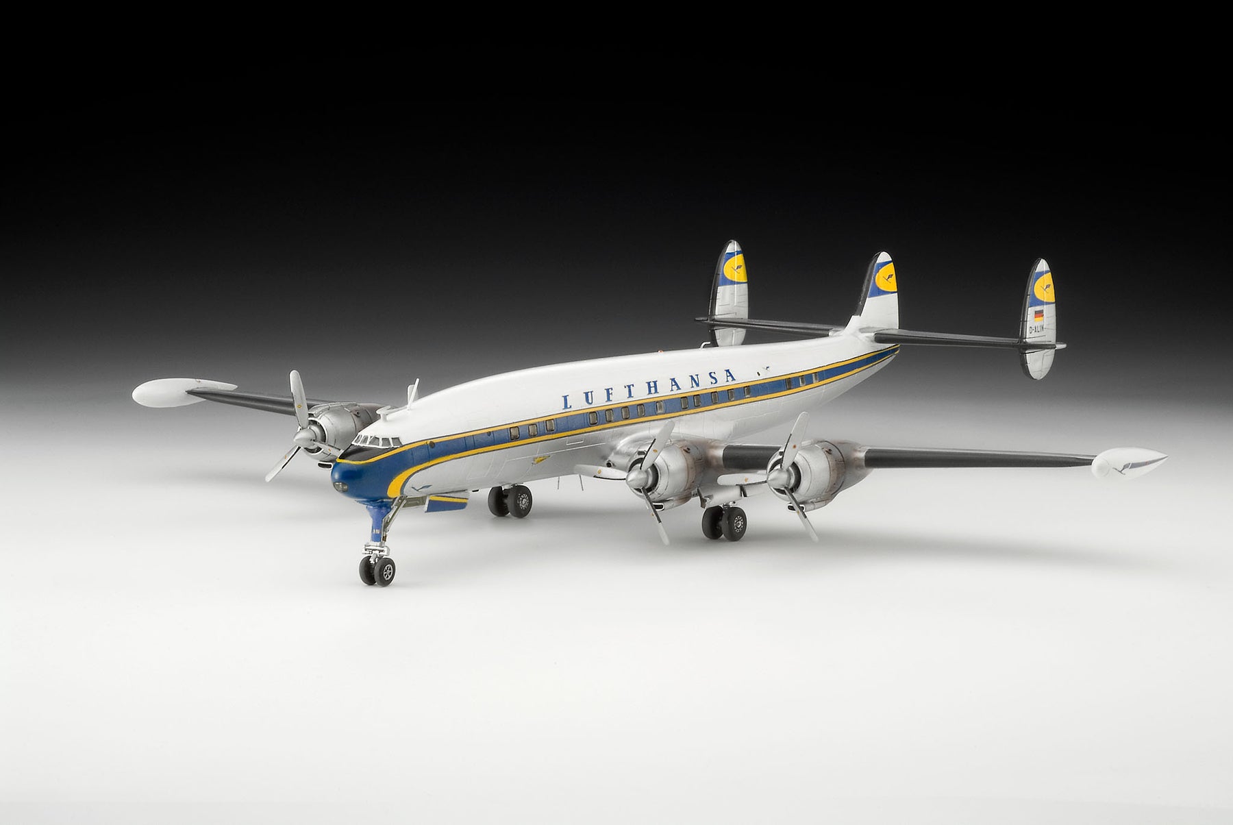 Model Set Lockheed L.1049G Super Constellation Lufthansa