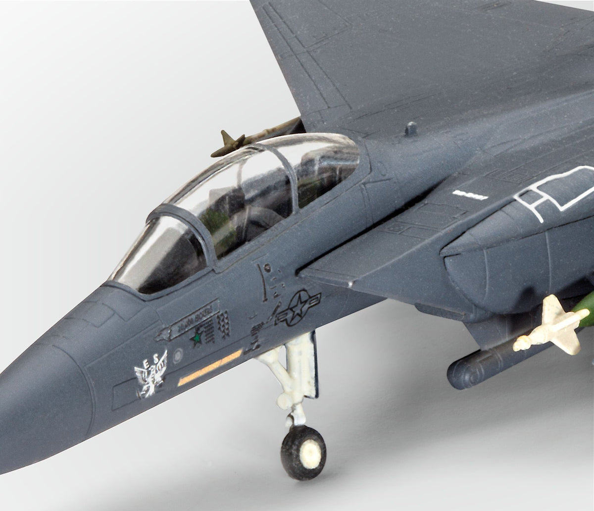 Starter Kit F-15E Strike Eagle & bombs